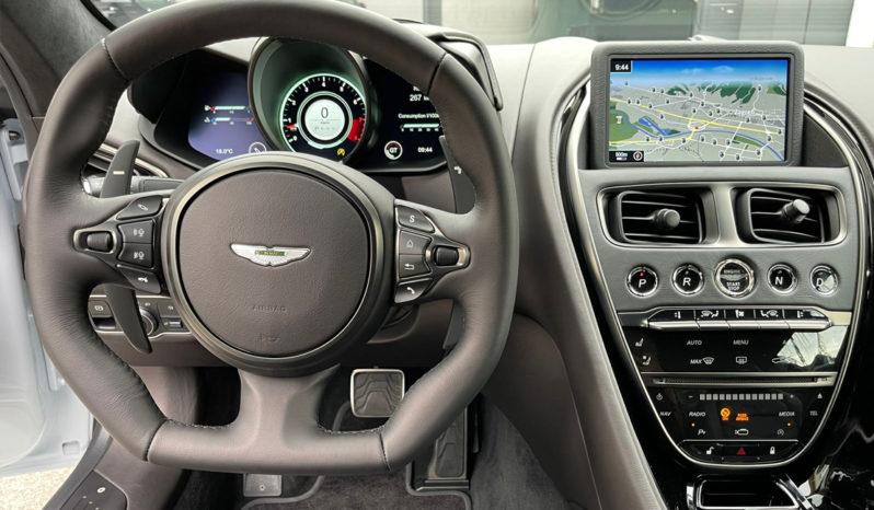 
								ASTON MARTIN DBS SUPERLEGGERA full									